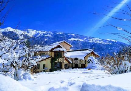 Manali Road Trip from Chandigarh in Urbania Traveller